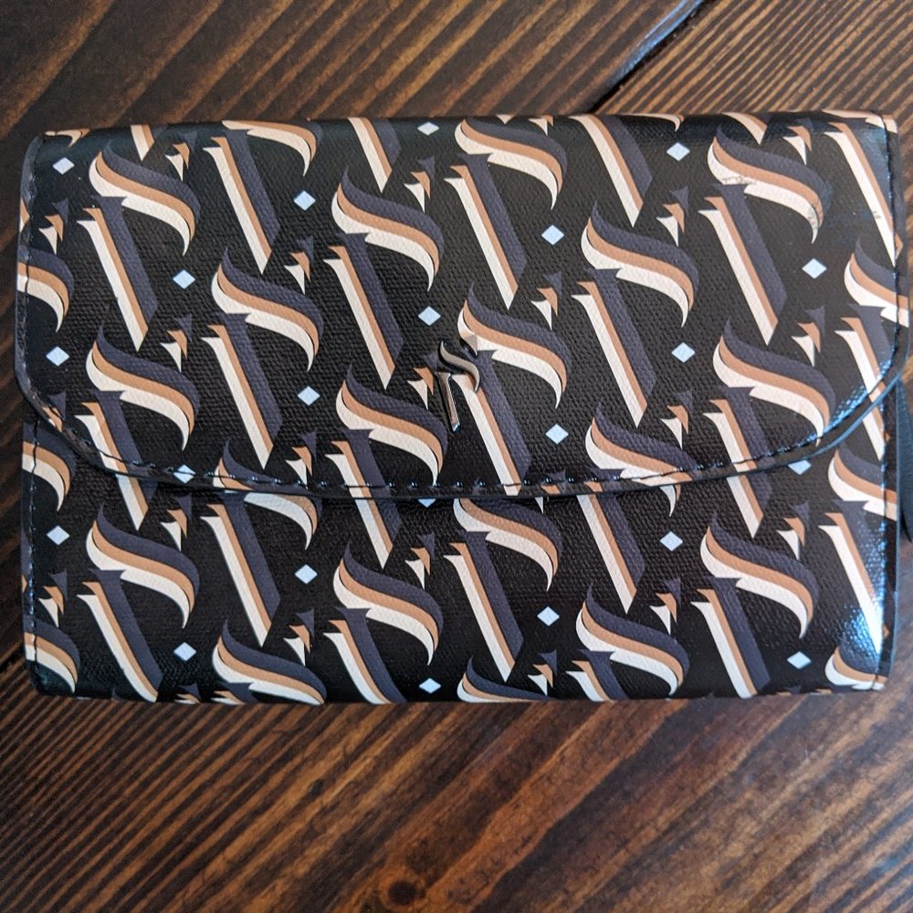 Like new Victoria secret clutch